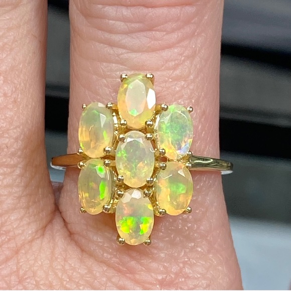 10k Yellow Gold 2 Carat Opal Ring - Fire Opal Flower Custer Ring - Picture 15 of 15